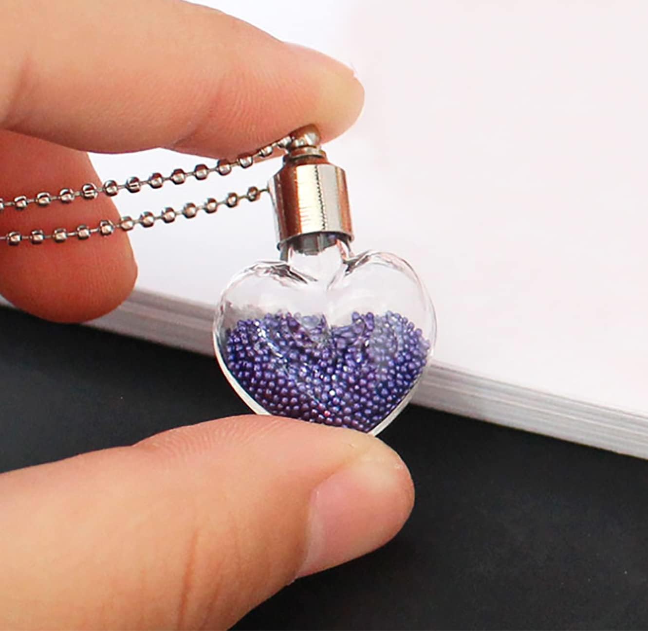2pcs Heart Shaped Urn Necklace for Ashes Perfume Crystal Memorial Keepsake Pendant